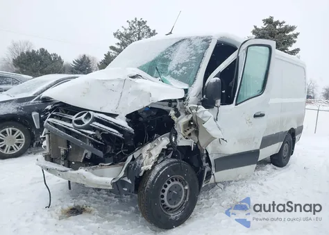 2019 Mercedes-Benz Sprinter 1500 from USA, damaged, VIN WD3PE7ED5KT011253